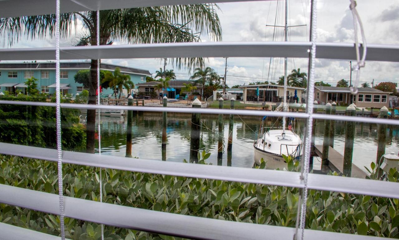 Bayside Inn And Marina Treasure Island Exteriör bild